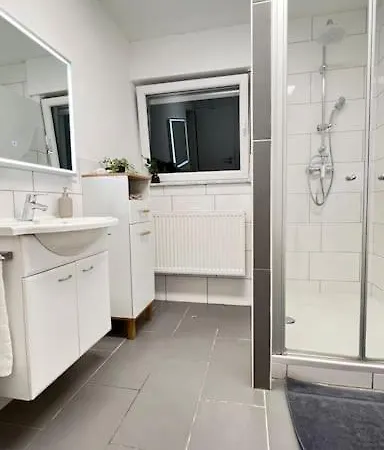 13 - 3 Schlafzimmer - Modern Und Komfortabel Lejlighed *